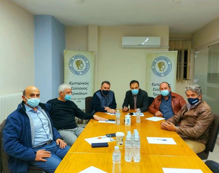 Συνεργασία Δήμου Τρικκαίων και Εμπορικού Συλλόγου Τρικάλων για την εορταστική περίοδο