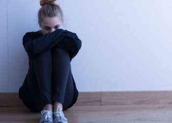 Κατάθλιψη, άγχος, κρίσεις πανικού: Αυξάνονται οι ψυχικές ασθένειες στους νέους