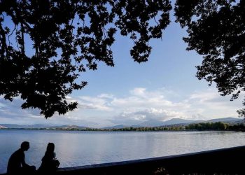 Καιρός για βόλτα το Σαββατοκύριακο – Ηλιοφάνεια με καλές θερμοκρασίες