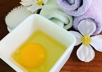 DIY Time! 5 συνταγές ομορφιάς με αυγό για να λάμψεις από την κορυφή ως τα νύχια