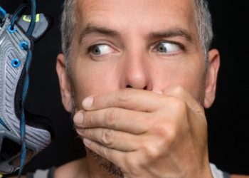 Tips για να μη μυρίζουν τα παπούτσια