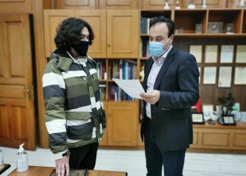 Δ. Τρικκαίων: Ορκίστηκε δημοτικός υπάλληλος, γιος θανόντα εν ώρα υπηρεσίας-Είναι ο νεότερος υπάλληλος του Δήμου
