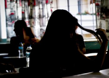 Τρίκαλα:15χρονη μαθήτρια είδε τον εαυτό της να πρωταγωνιστεί σε ροζ βίντεο