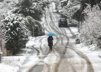 Κακοκαιρία Κάρμελ: Επιμένει με βροχές, τσουχτερό κρύο και χιόνια-Ποιες περιοχές θα ντυθούν στα λευκά