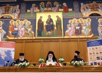 Σάλος με ανάρτηση από τον Ηλία Μόσιαλο για τις μάσκες: Οργισμένη ανακοίνωση από Ιερά Σύνοδο