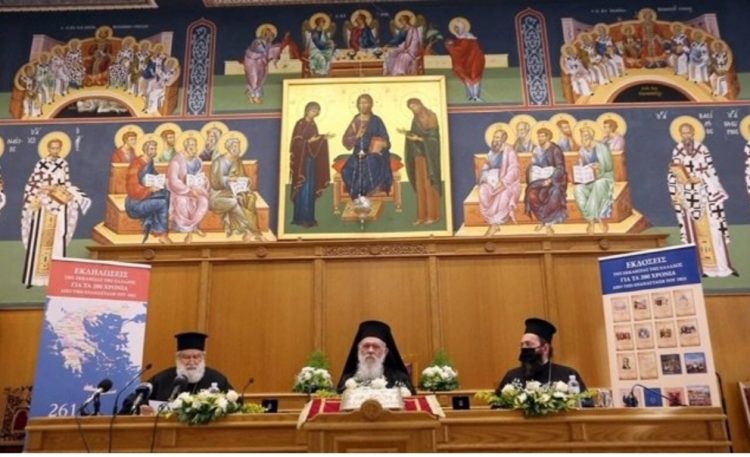 Σάλος με ανάρτηση από τον Ηλία Μόσιαλο για τις μάσκες: Οργισμένη ανακοίνωση από Ιερά Σύνοδο