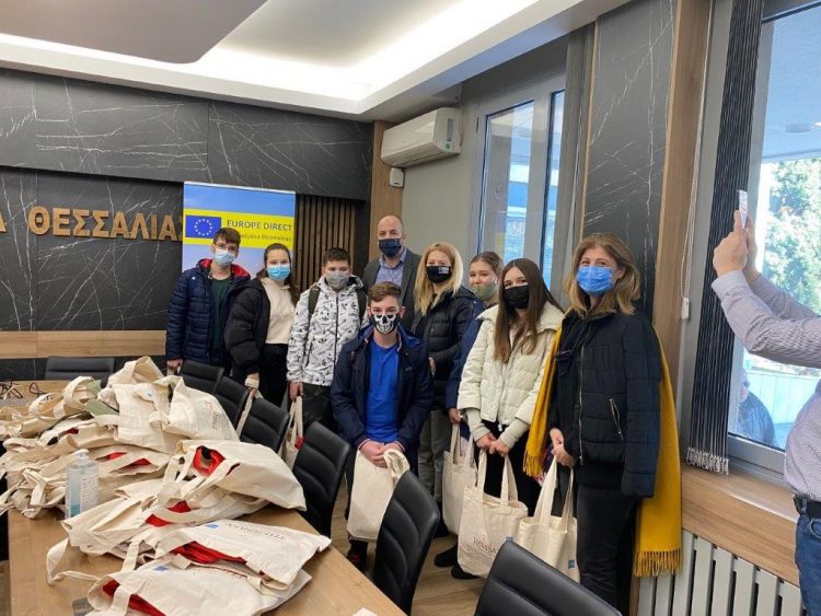 Μαθητές Erasmus γνώρισαν το Κέντρο Ευρωπαϊκής Πληροφόρησης Europe Direct