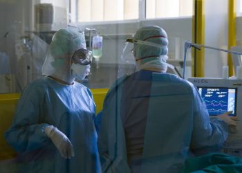 Πάτρα: Με διαφορά λίγων ωρών «έφυγαν» δύο αδέρφια που νοσούσαν από κορονοϊό