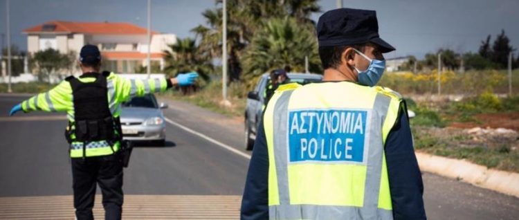 Αυξημένα μέτρα στους δρόμους κατά την εορταστική περίοδο