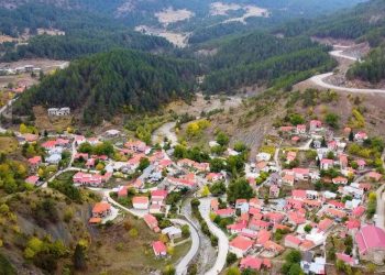 Δοτσικό: Το χωριό που γυρίστηκαν τα πλάνα της ταινίας του Αγγελόπουλου «Μεγαλέξανδρος»