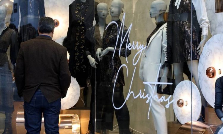 Εορταστικό ωράριο καταστημάτων: Ανοιχτά σήμερα καταστήματα και σούπερ μάρκετ