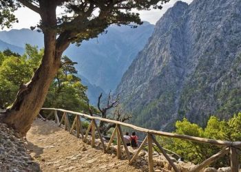 Επτά φαράγγια της Κρήτης για να «χαθείς» μέσα στην ομορφιά τους