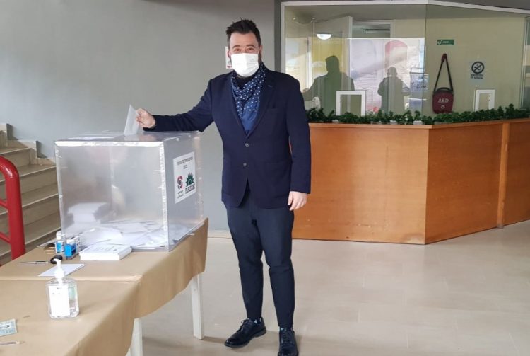 Μήνυμα ενότητας και προόδου με το βλέμμα στραμμένο στην επόμενη μέρα από τον Γιώργο Ηλιάδη