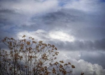 Καιρός: Νεφώσεις με τοπικές βροχές και μικρή άνοδος της θερμοκρασίας