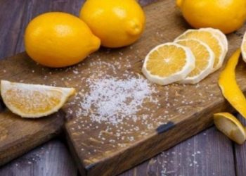 Λεμόνι: 9 εκπληκτικές χρήσεις που θα σας λύσουν τα χέρια
