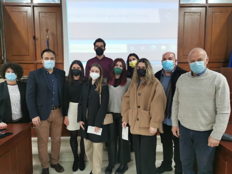 Το Δημοτικό Συμβούλιο Τρικκαίων επιβράβευσε την πρωτιά και την προσπάθεια για την τριτοβάθμια εκπαίδευση
