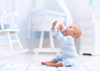 Τάϊσμα με μπουκάλι: Πότε αντικαθιστούμε το μπιμπερό και τις θηλές του
