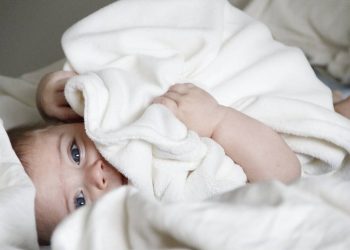 Πώς να οργανώσετε την καθημερινή ρουτίνα του μωρού
