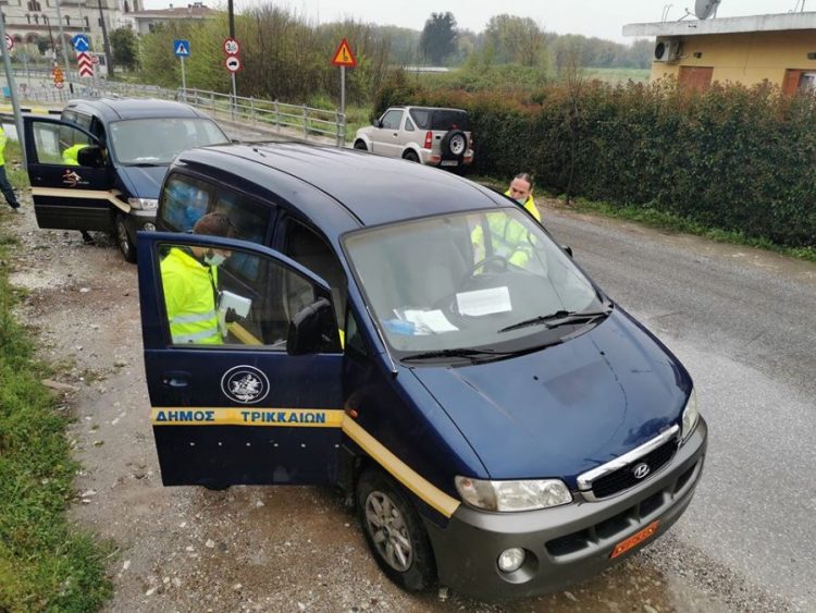 Πολίτες που αδυνατούν να μεταβούν στα εμβολιαστικά κέντρα θα μεταφέρει ο Δ. Τρικκαίων
