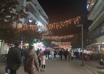 Κοροναϊός – Ρεβεγιόν στα σπίτια μας – Από την Πέμπτη στις 06:00 θα ισχύσουν τα νέα μέτρα