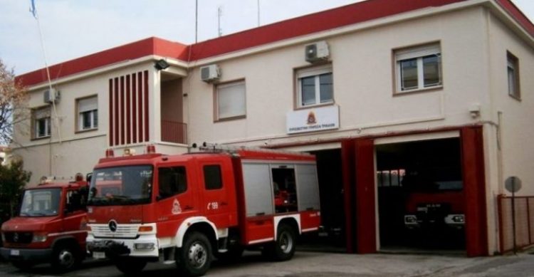Αντιπροσωπεία  του ΚΚΕ επισκέφθηκε την Πυροσβεστική Υπηρεσία Τρικάλων
