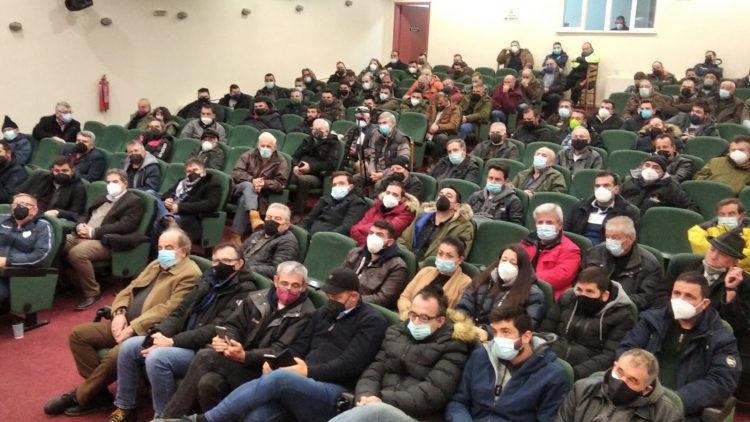 Μπλόκα στήνουν οι αγρότες την Παρασκευή 4 Φλεβάρη στη Θεσσαλία