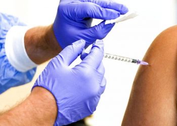 Γερμανία: Παιδιά 5-11 ετών εμβολιάστηκαν με δόση για ενηλίκους