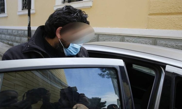 Βιασμός από ιερέα: Τι αναφέρει η δικογραφία – «Ερωτικού περιεχομένου η εξομολόγηση»