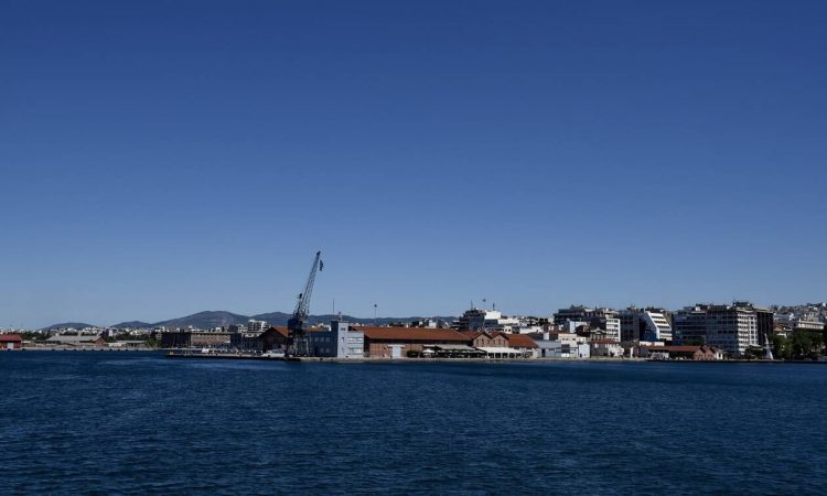 Συνεχίζεται και την Τρίτη ο «ανοιξιάτικος» καιρός – Τα τελευταία προγνωστικά για τα Θεοφάνεια