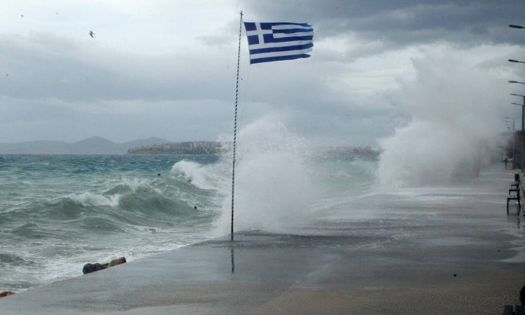 Καιρός – Έκτακτο δελτίο ΕΜΥ: Ο «Διομήδης» σαρώνει τη χώρα – Καταιγίδες και χιόνια σε πολλές περιοχές