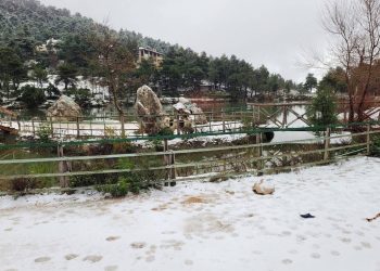 Κακοκαιρία «Ελπίς»: «Παγωμένη» Κυριακή με χιόνια και πολικές θερμοκρασίες