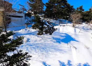 Καταφύγιο Μπάφι – Πάρνηθα: Απίθανες εικόνες σε χιονισμένο τοπίο