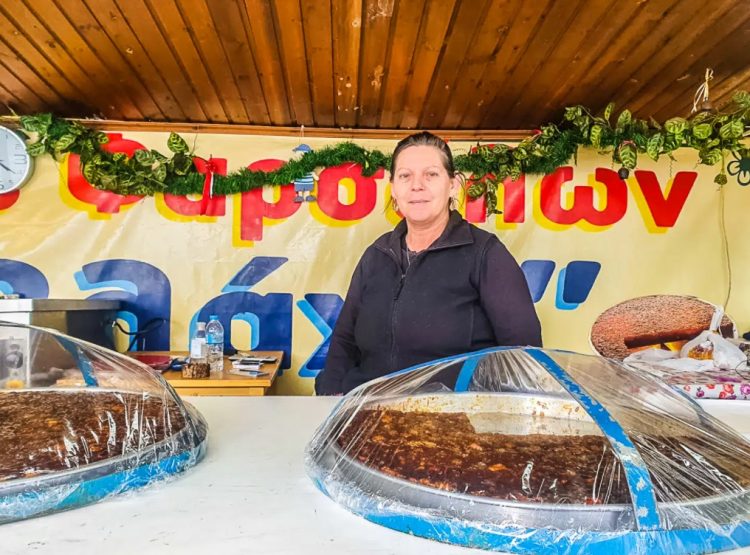 H Τρικαλινή Mαρία της ξακουστής “Βλάχας” στην Αγία Αικατερίνη και το δρομολόγιο των… 25 ετών! (φωτό & βίντεο)