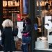 Χειμερινές εκπτώσεις 2022: Πότε ξεκινούν – Ποια Κυριακή θα είναι ανοιχτά τα καταστήματα
