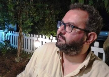 Με κρατική ευθύνη αφήνεται  έκθετος  ο λαός  στη δίνη της πανδημίας