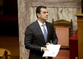 Με πρωτοβουλία Σκρέκα επεκτείνονται οι δικαιούχοι που επλήγησαν από τον σεισμό