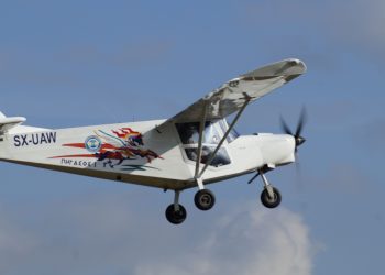 Πετώντας στον θεσσαλικό ουρανό με μονοκινητήριο αεροσκάφος και κυβερνήτη Τρικαλινό-Μία μαγική πτήση εθισμού με αφετηρία την Τερψιθέα και την Αερολέσχη Λάρισας