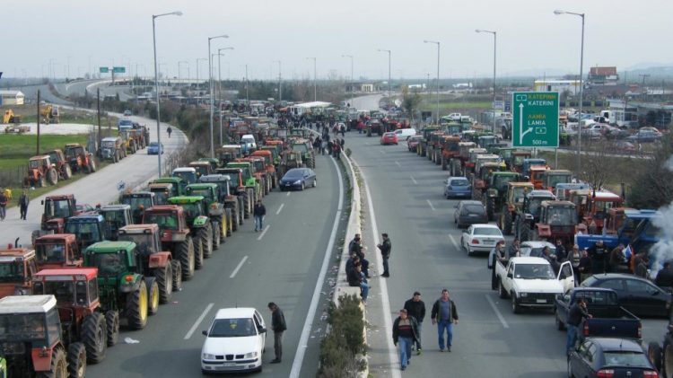 Απάντηση του “μπλόκου” Νίκαιας στις εξαγγελίες του Υπουργείου για τους αγρότες