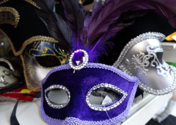 Jounior toys: Απίθανες αποκριάτικες στολές για όλες τις ηλικίες κι όλα τα γούστα