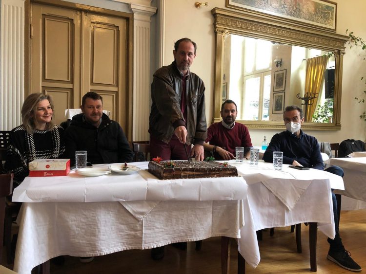 Έκοψαν την πίτα τους οι οδοντίατροι των Τρικάλων
