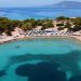 Μονή: Το παραδεισένιο νησί με το μυστικό τούνελ