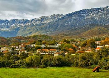 Νέα πλατεία στο κέντρο του Προδρόμου από την Περιφέρεια Θεσσαλίας