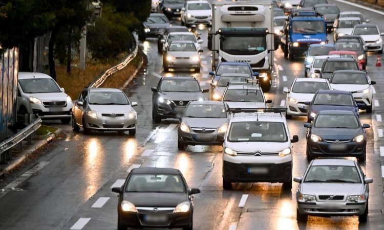 Τέλη κυκλοφορίας 2022: Τελειώνει η προθεσμία – Τα πρόστιμα για τους παραβάτες