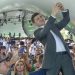Βολοντίμιρ Ζελένσκι: Ποιος είναι ο «γελωτοποιός που έγινε βασιλιάς» και τα έβαλε με τον Πούτιν