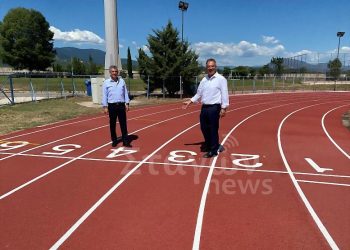 Γήπεδα μπάσκετ σε Δενδροχώρι, Πρίνο, Άγιο Βησσαρίωνα και Πηγή  βελτιώνει  η Περιφέρεια