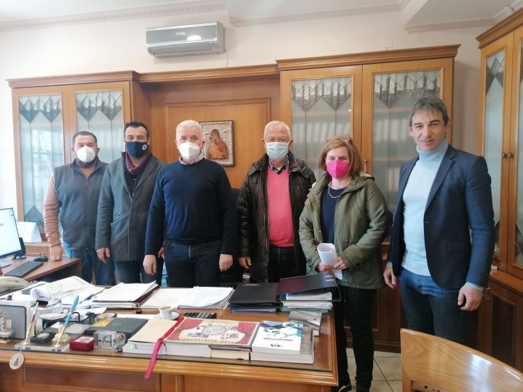 Έξυπνες στάσεις στον Δήμο Μετεώρων