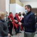 ΔΕΥΑΤ: Συμβολικό λουλούδι στις εργαζόμενες για την Ημέρα της Γυναίκας
