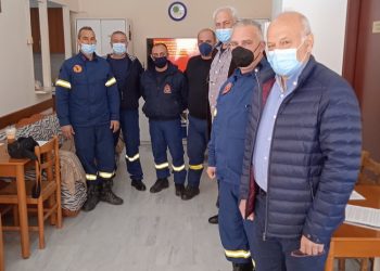 Επίσκεψη του ΚΚΕ στα τμήματα της Αστυνομίας και της Πυροσβεστικής
