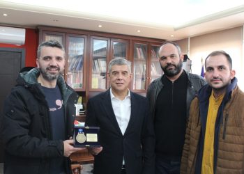 Η Λάρισα Futsal τίμησε τον Περιφερειάρχη Θεσσαλίας