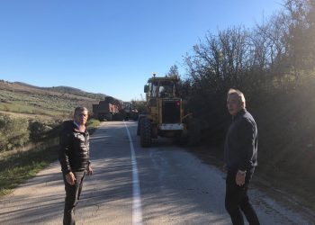 Ξεκινούν εργασίες βελτίωσης του δρόμου προς Καλονέρι